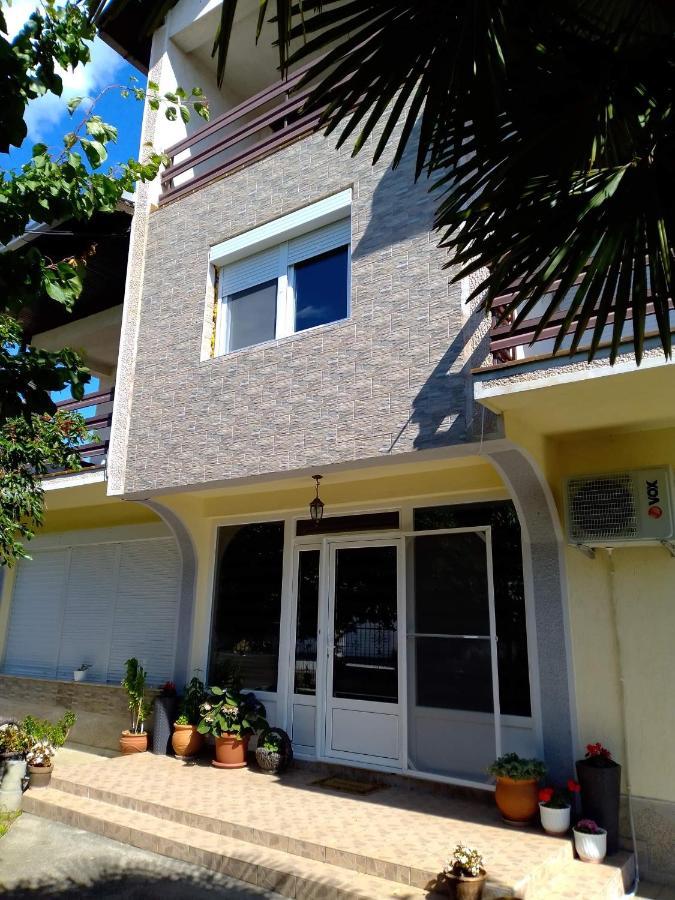 Apartman Zafirovi Gevgelija Ngoại thất bức ảnh